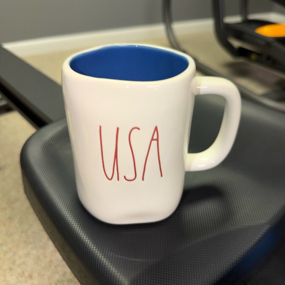 Rae Dunn White and Blue coffee tea Mug with Red 'USA'  NEW
